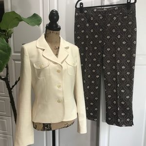 ‼️SOLD‼️Anne Taylor LOFT - Casual Suit, Like New!